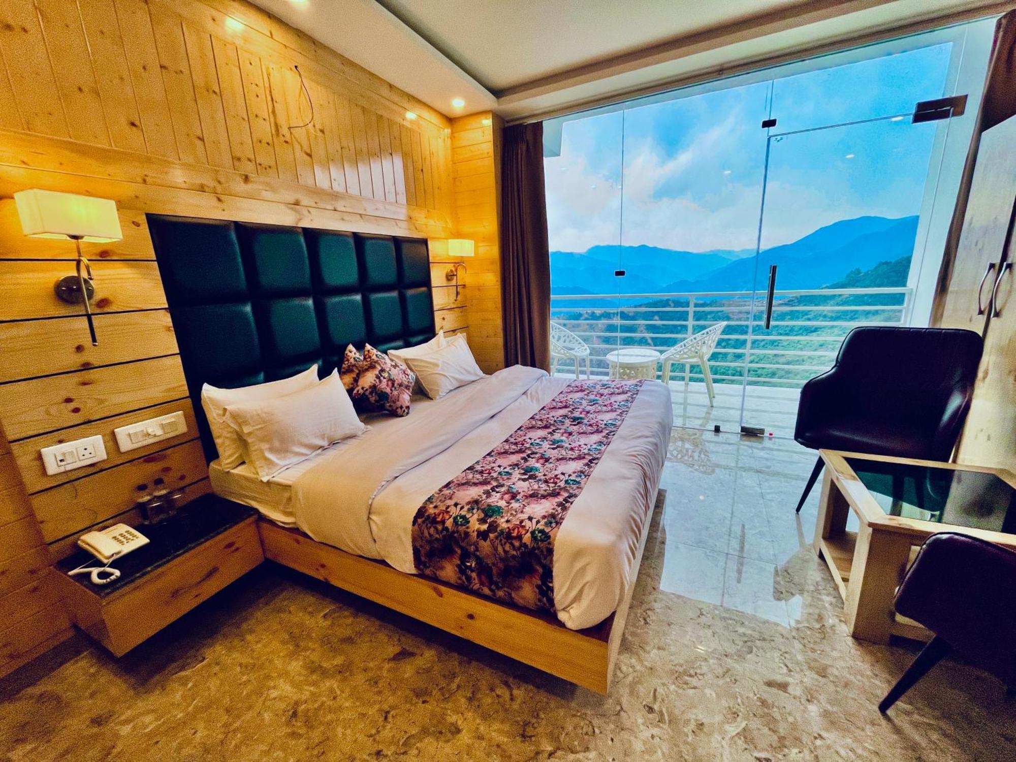 Hotel Hill View, Mussoorie - Near Jw Marriott Mussoorie, M 77377-32479 المظهر الخارجي الصورة