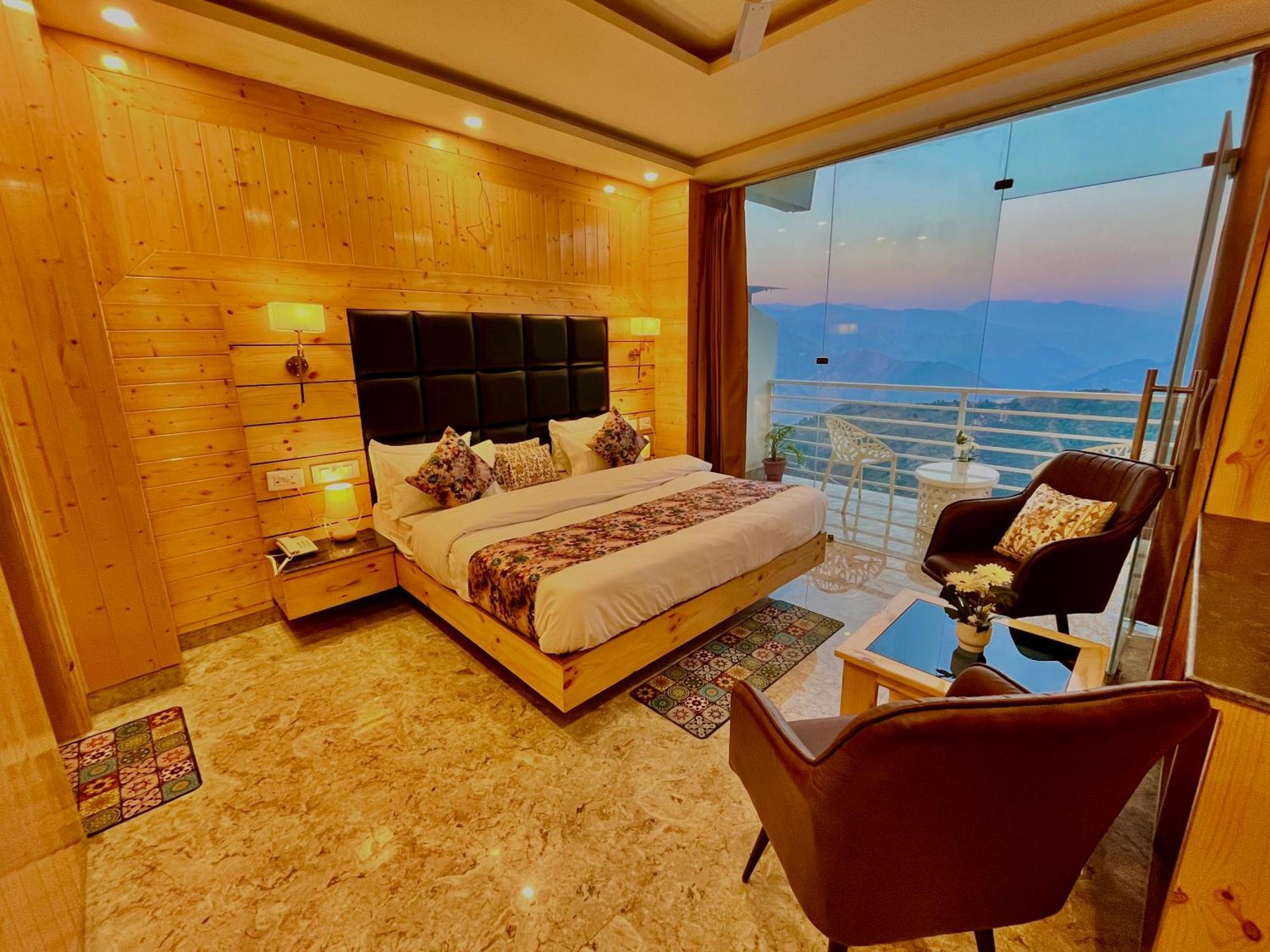 Hotel Hill View, Mussoorie - Near Jw Marriott Mussoorie, M 77377-32479 المظهر الخارجي الصورة
