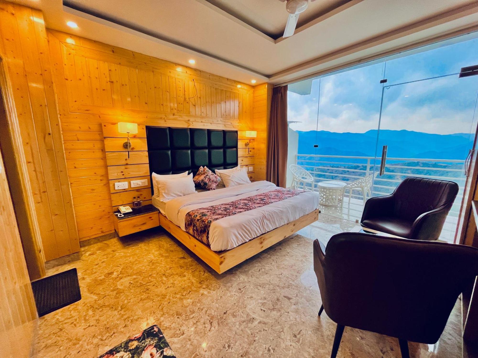 Hotel Hill View, Mussoorie - Near Jw Marriott Mussoorie, M 77377-32479 المظهر الخارجي الصورة