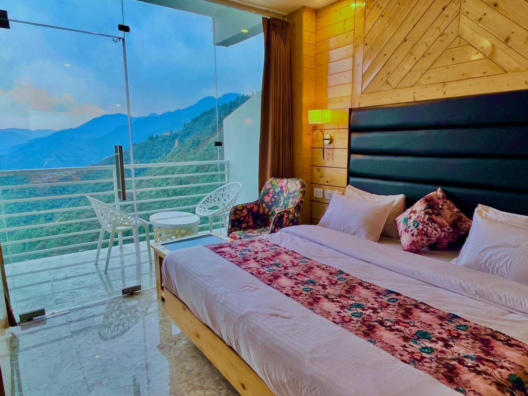 Hotel Hill View, Mussoorie - Near Jw Marriott Mussoorie, M 77377-32479 المظهر الخارجي الصورة