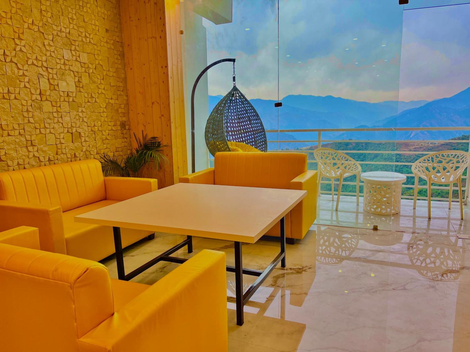 Hotel Hill View, Mussoorie - Near Jw Marriott Mussoorie, M 77377-32479 المظهر الخارجي الصورة